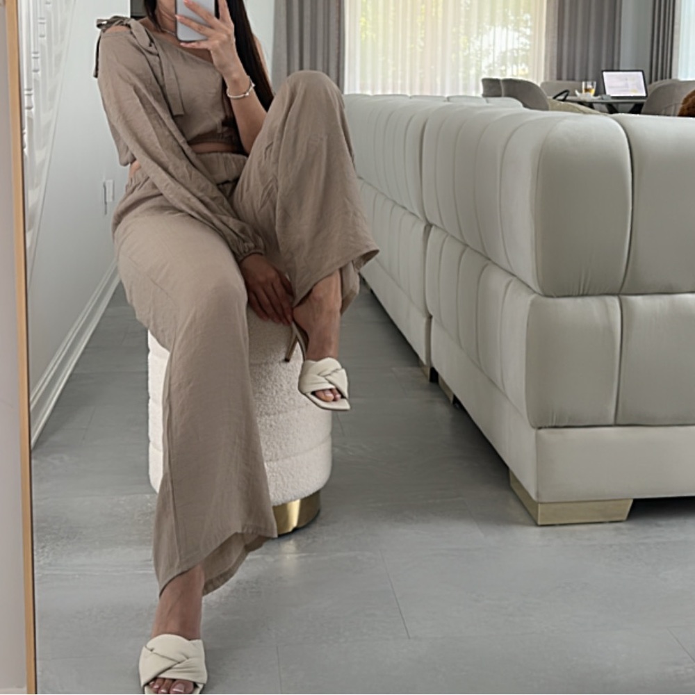 Summer Suit - image 2